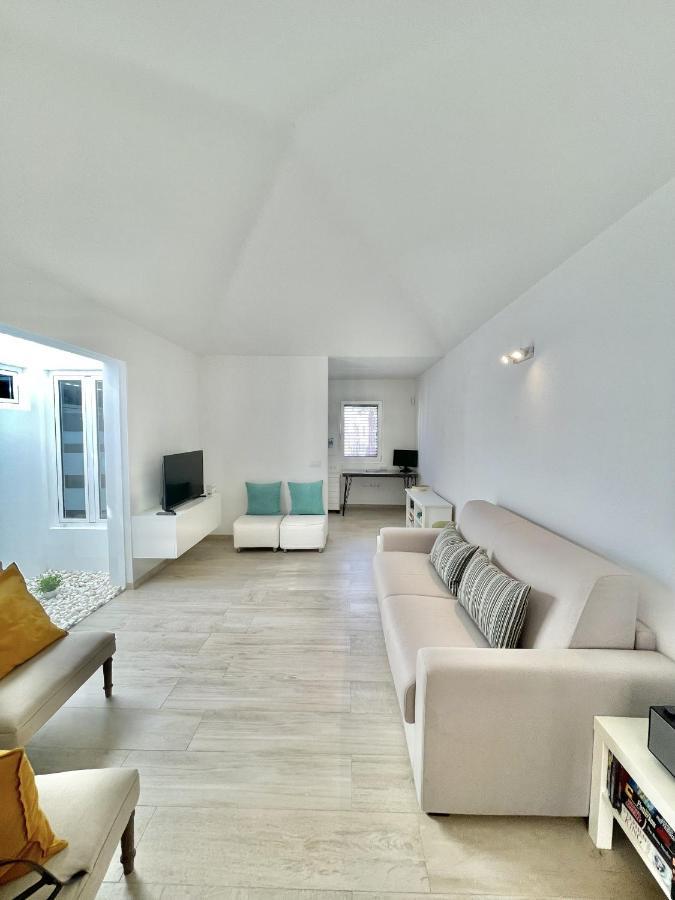 Casahost Townhouse Lise Villa Puerto del Carmen  Buitenkant foto